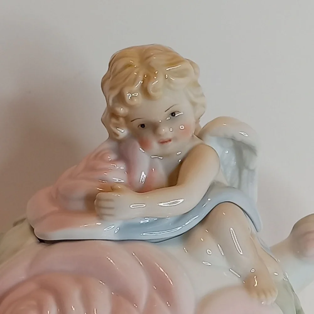 Avon vintage angel